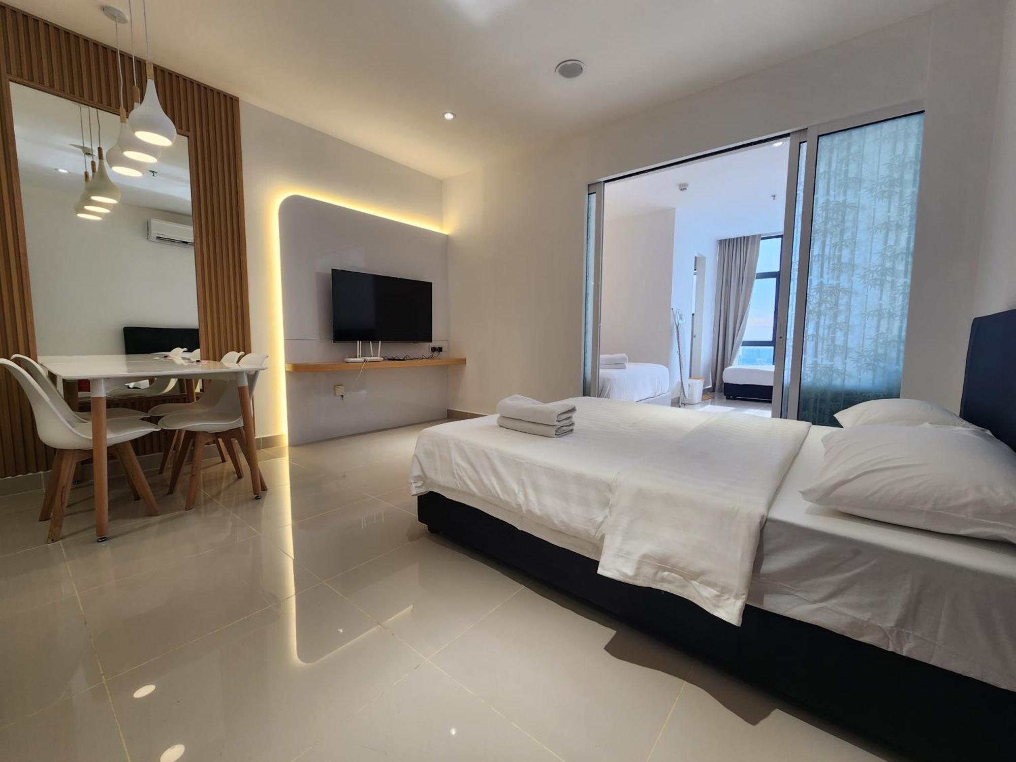 The Shore Kota Kinabalu City Centre By Lw Suites Δωμάτιο φωτογραφία